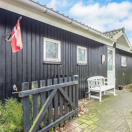 Holiday Home Lyngvej IV Fjerbæk Esterno foto