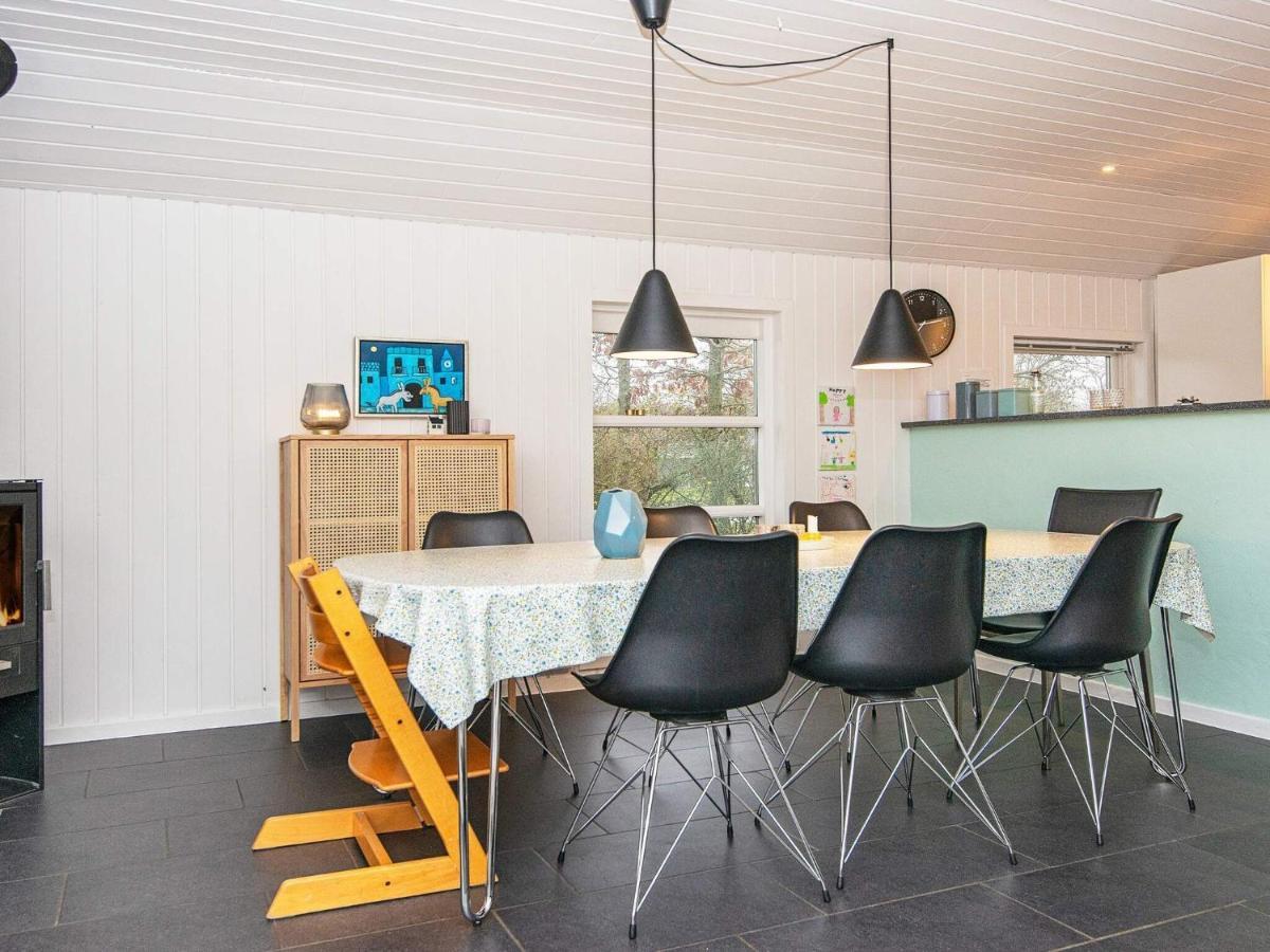 Holiday Home Lyngvej IV Fjerbæk Esterno foto