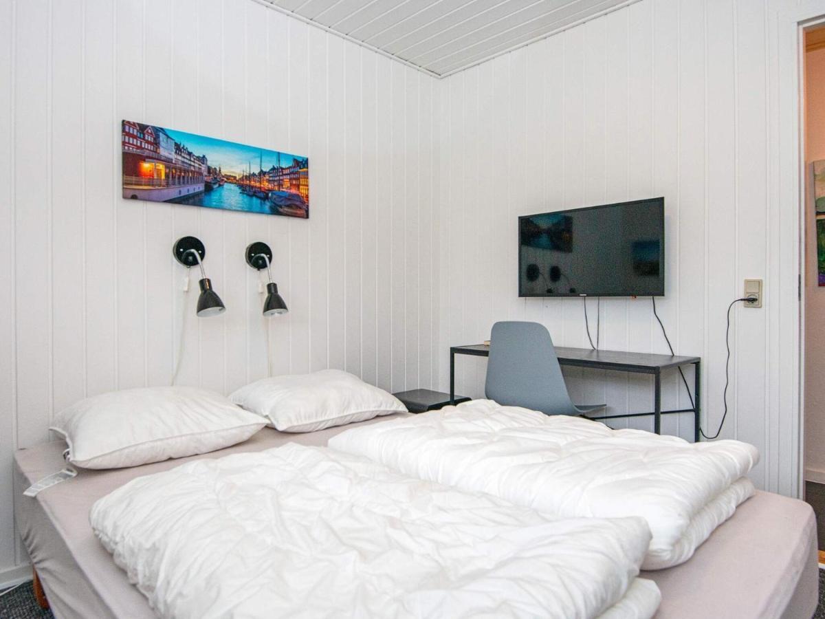 Holiday Home Lyngvej IV Fjerbæk Esterno foto
